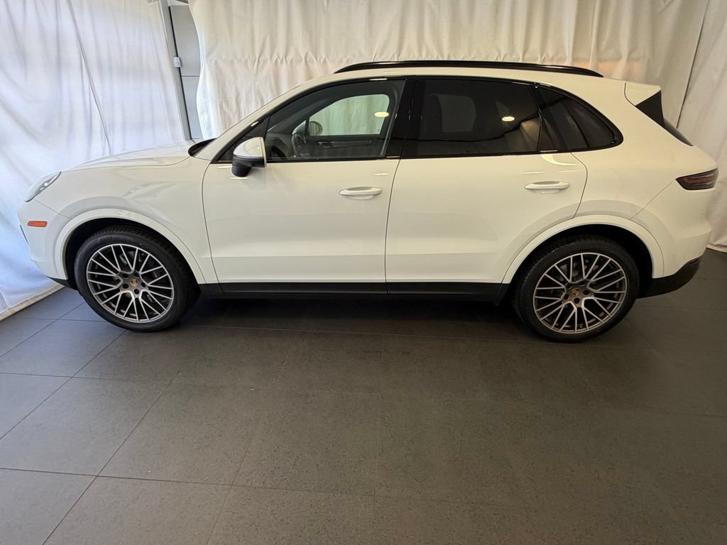 Certified 2023 Porsche Cayenne Platinum Edition AWD/4WD video 2