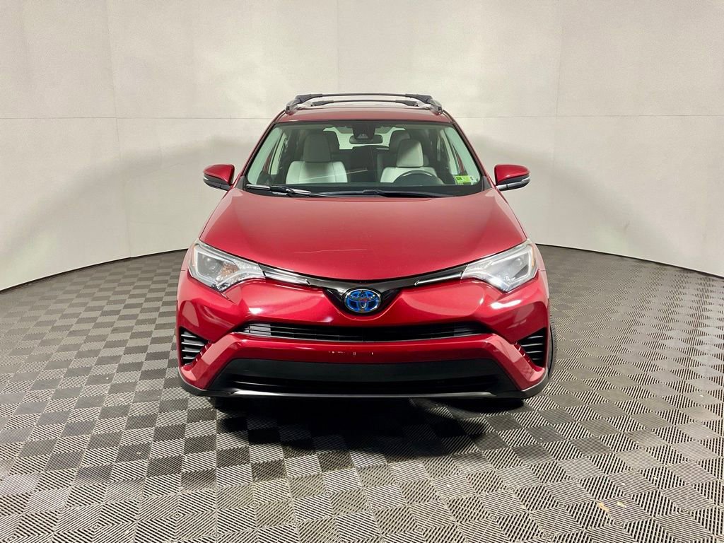 Used 2018 Toyota RAV4 LE AWD/4WD image 5