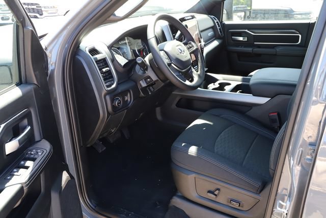 New 2026 RAM 2500 Big Horn AWD/4WD image 12