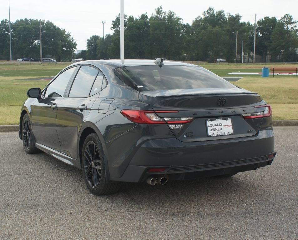 Used 2025 Toyota Camry SE AWD/4WD image 15