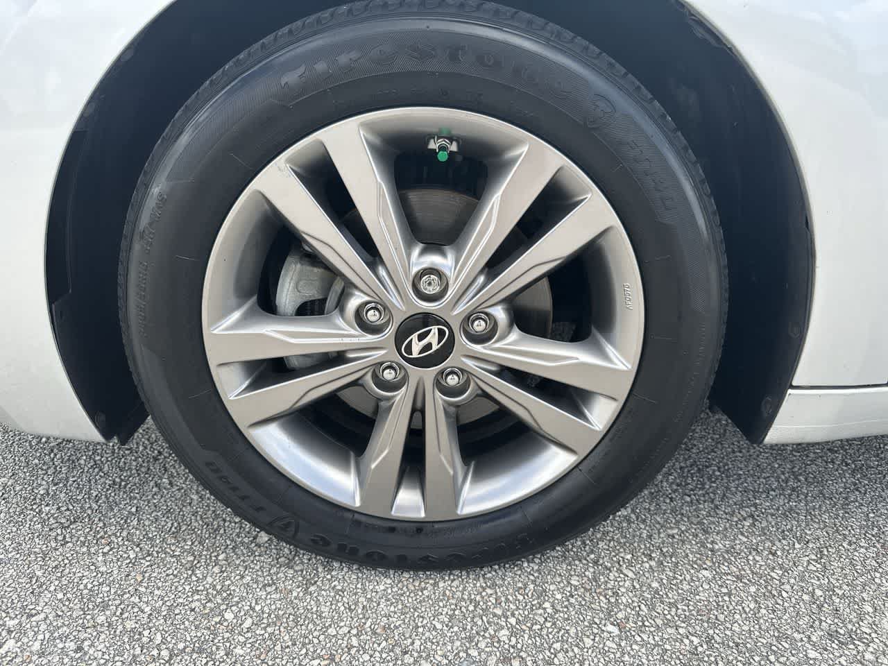Used 2018 Hyundai Elantra SEL FWD image 17