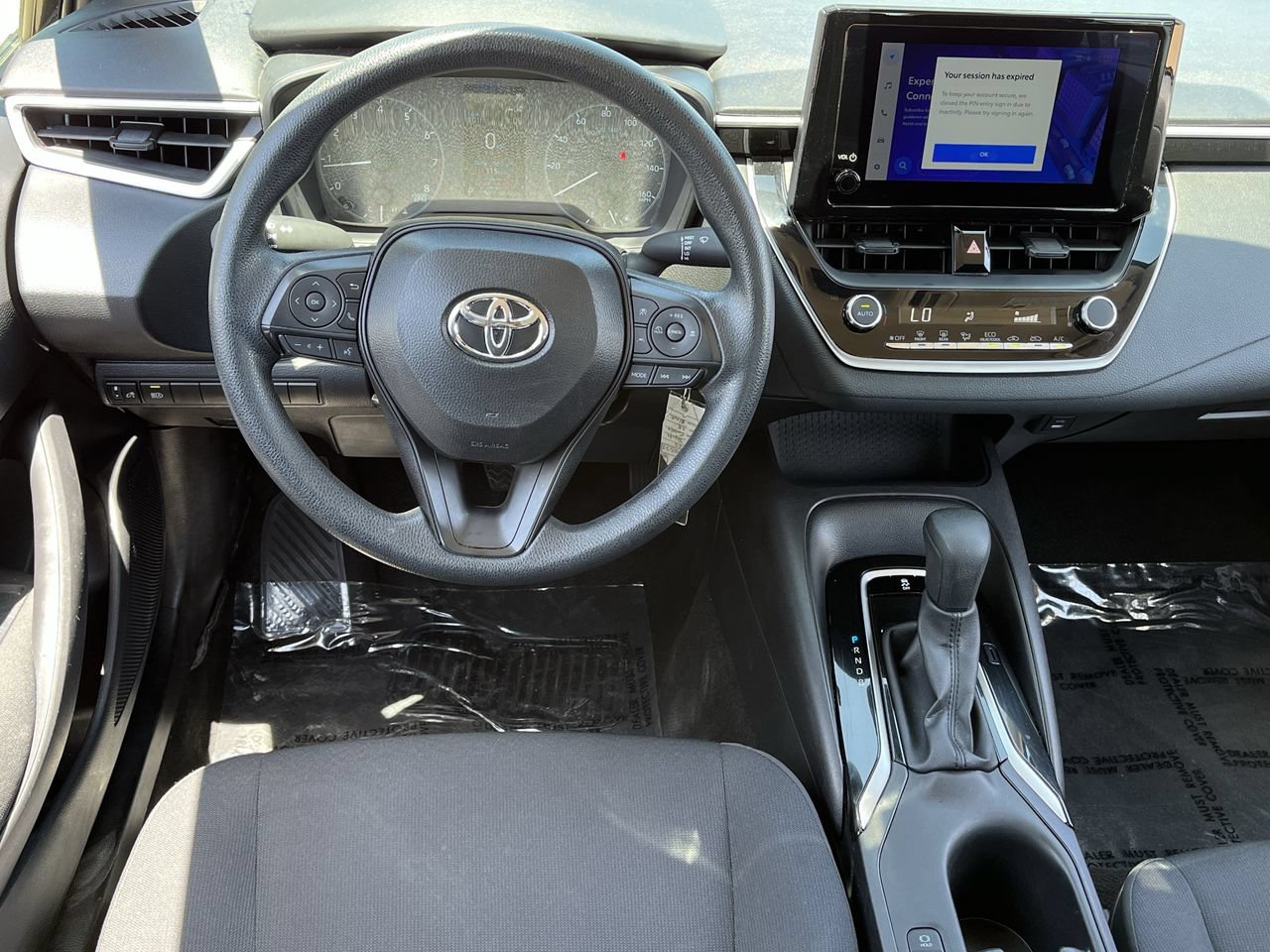 Used 2025 Toyota Corolla LE FWD image 10