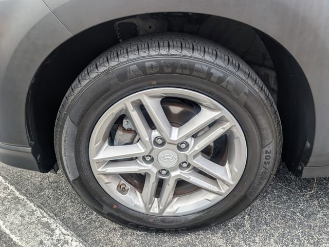 Used 2019 Hyundai Kona SE FWD image 18