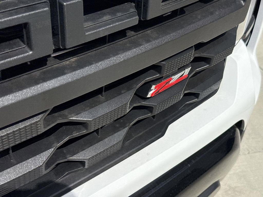 Used 2025 Chevrolet Silverado 1500 Custom Trail Boss image 27