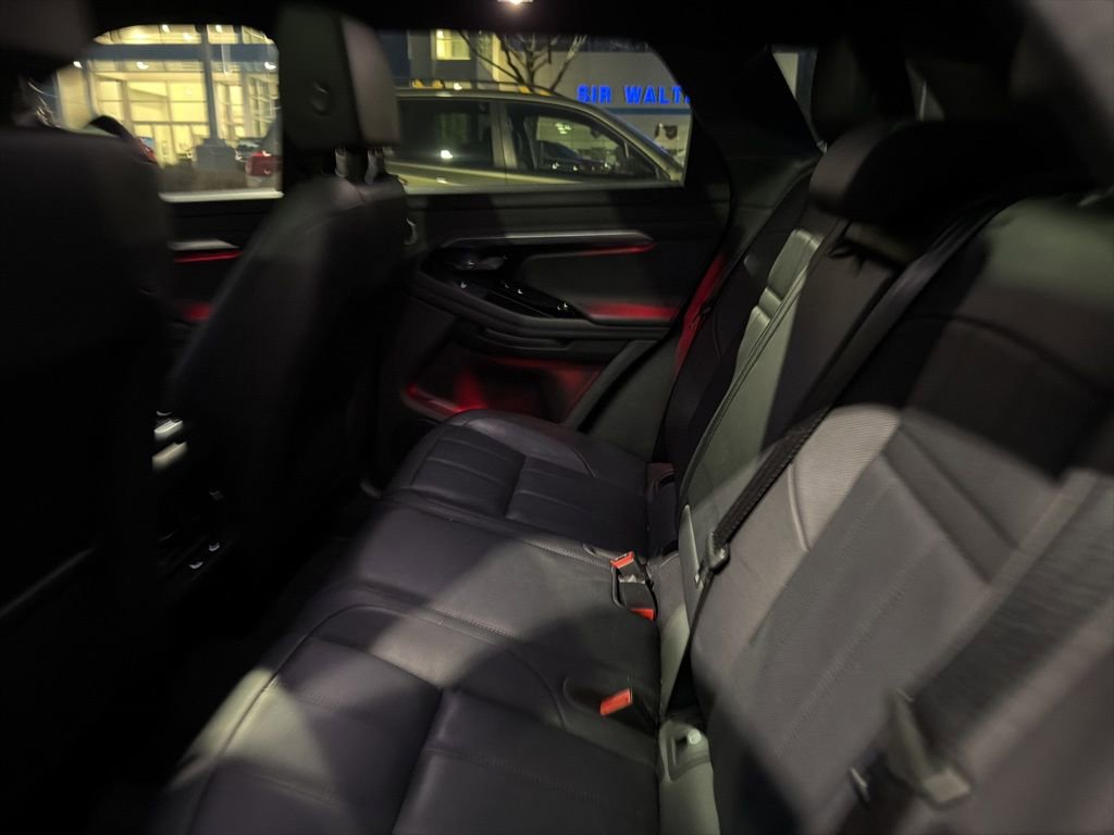 Used 2022 Land Rover Range Rover Evoque SE image 19
