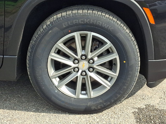 Used 2023 Chevrolet Traverse LT w/ LPO, Floor Liner Package AWD/4WD image 28