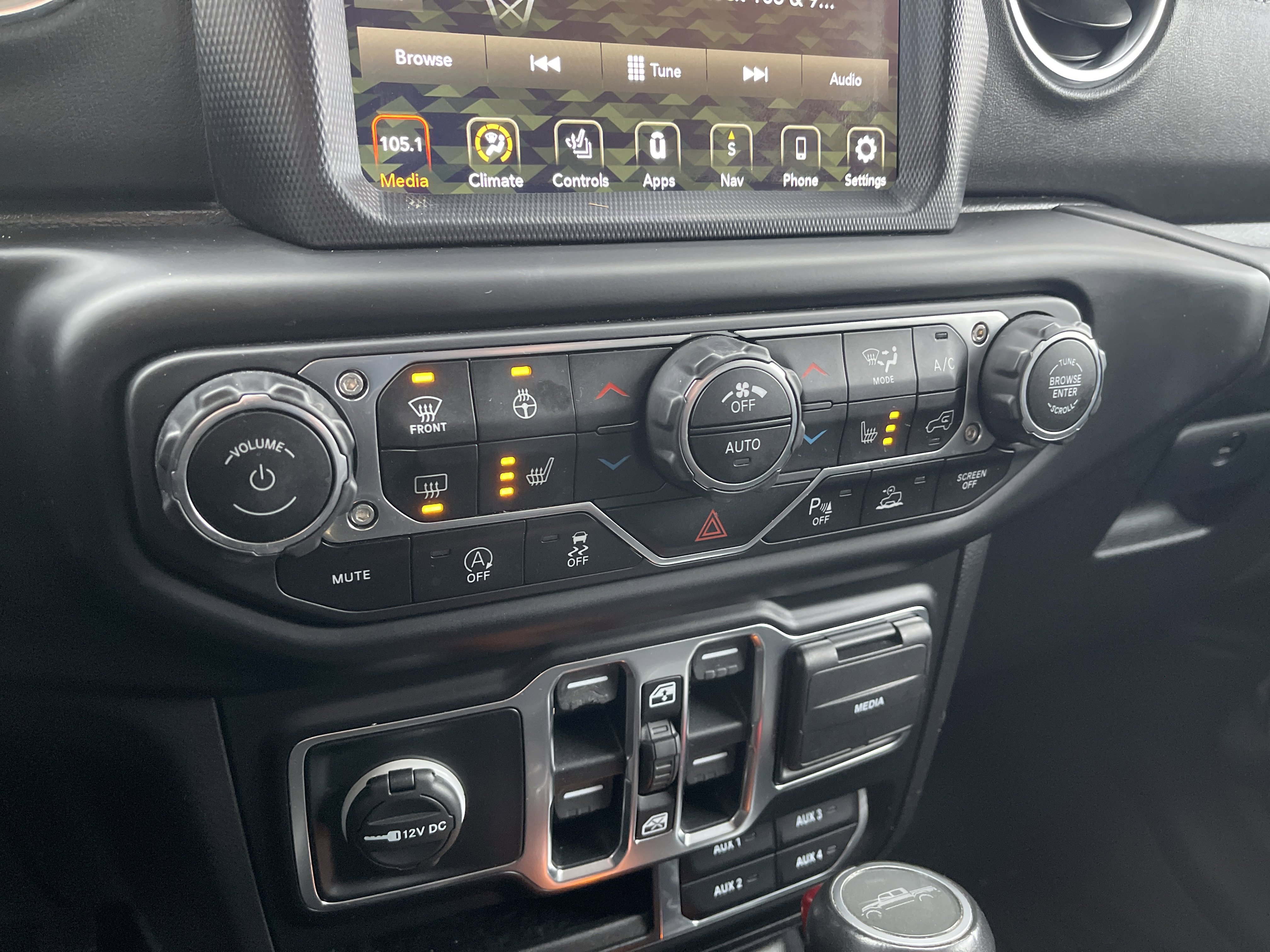 Used 2020 Jeep Gladiator Overland image 20
