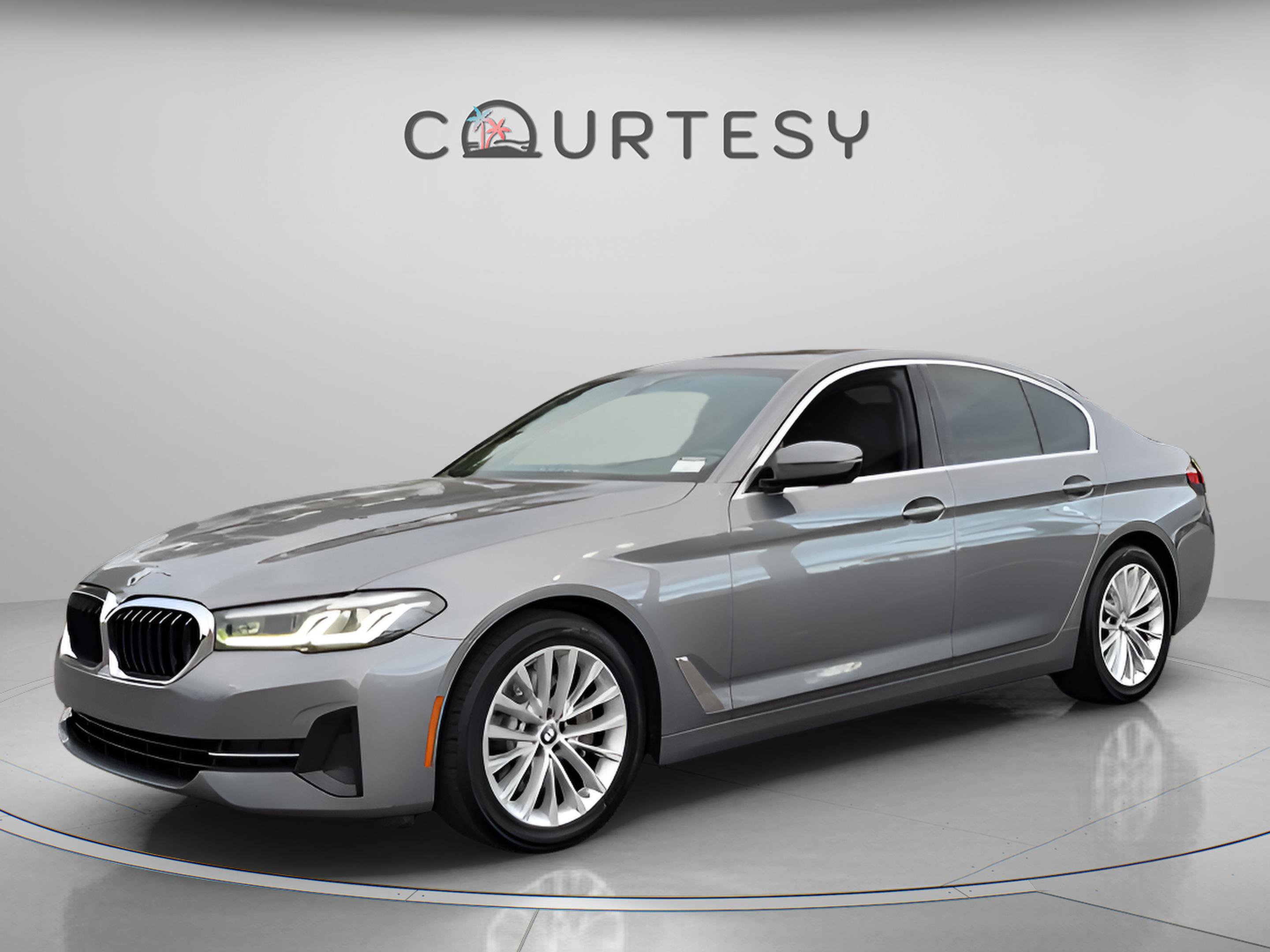 Used 2023 BMW 530i xDrive image 1