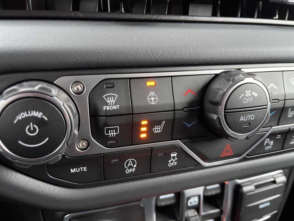 New 2026 Jeep Wrangler Unlimited Sahara image 11