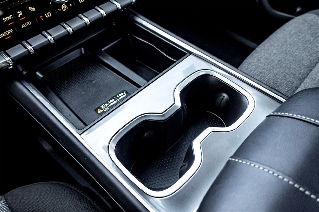 Used 2025 GMC Acadia Elevation image 25