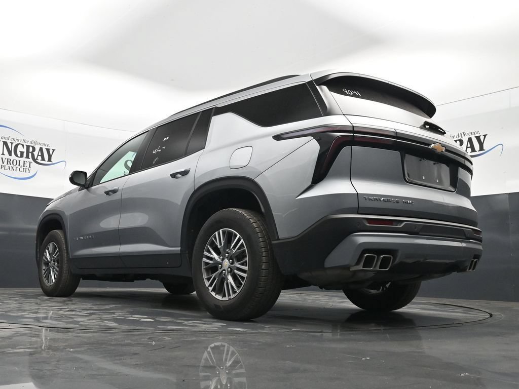 Certified 2025 Chevrolet Traverse LT AWD/4WD image 30
