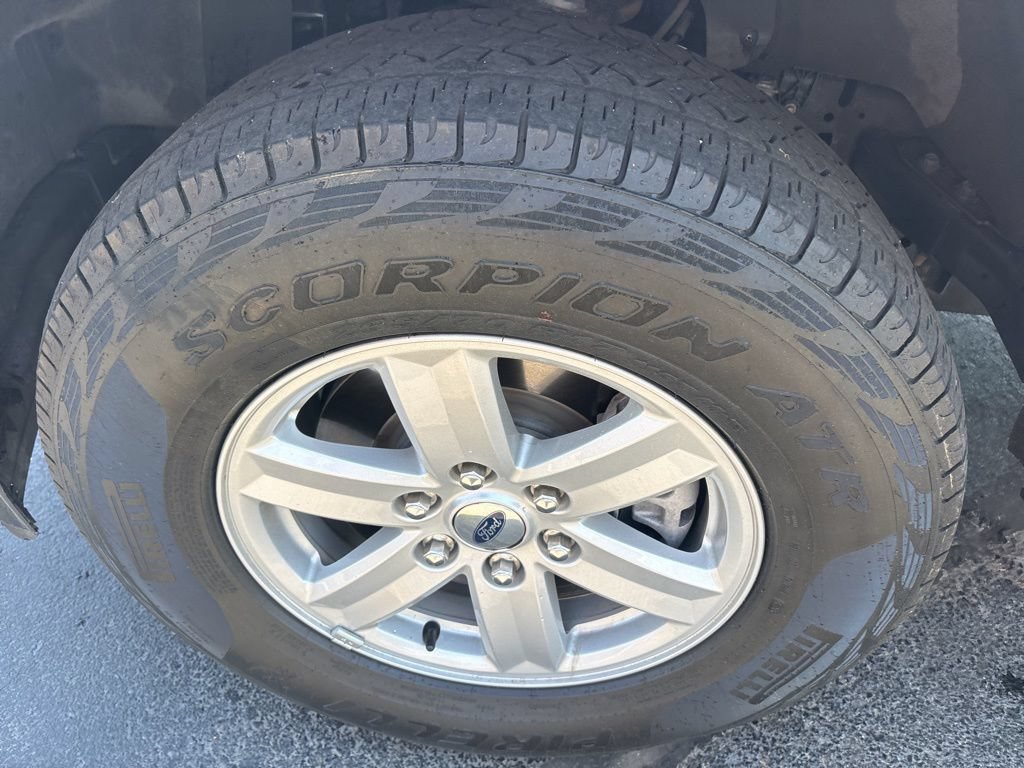 Used 2022 Ford F150 XLT w/ Trailer Tow Package AWD/4WD image 8
