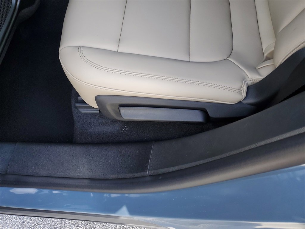 New 2026 Lincoln Corsair Premiere image 13