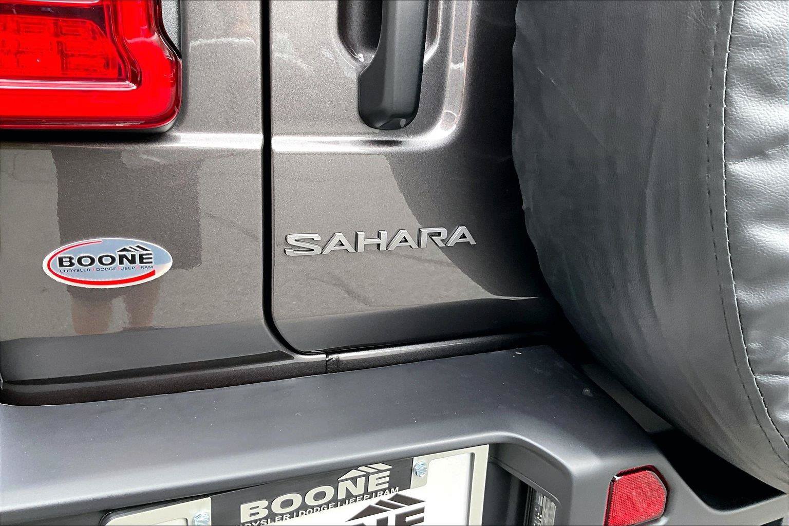 New 2026 Jeep Wrangler Unlimited Sahara AWD/4WD image 13
