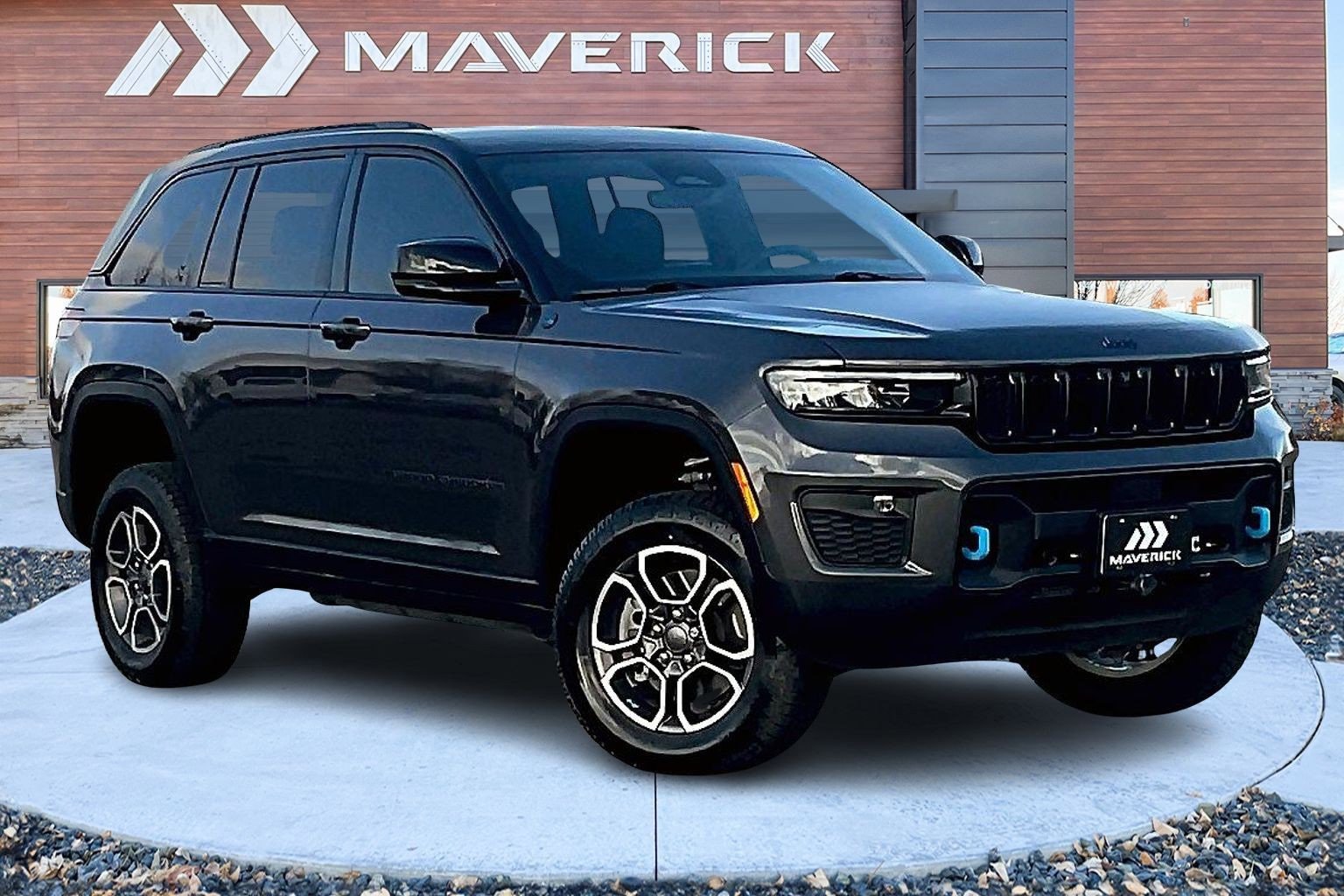 Used 2022 Jeep Grand Cherokee Trailhawk image 1
