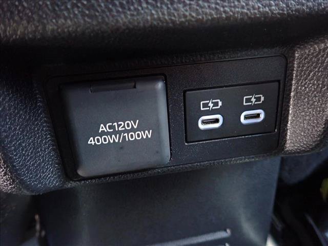 Certified 2025 Toyota Tacoma TRD Sport w/ TRD Sport Premium Package AWD/4WD image 10