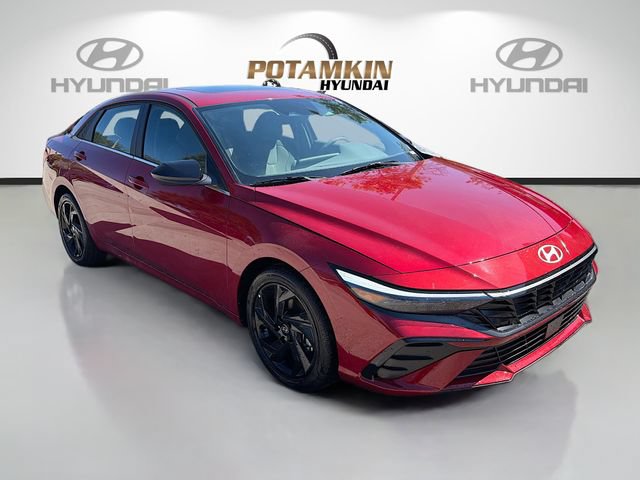 New 2026 Hyundai Elantra SEL Sport Premium FWD image 3