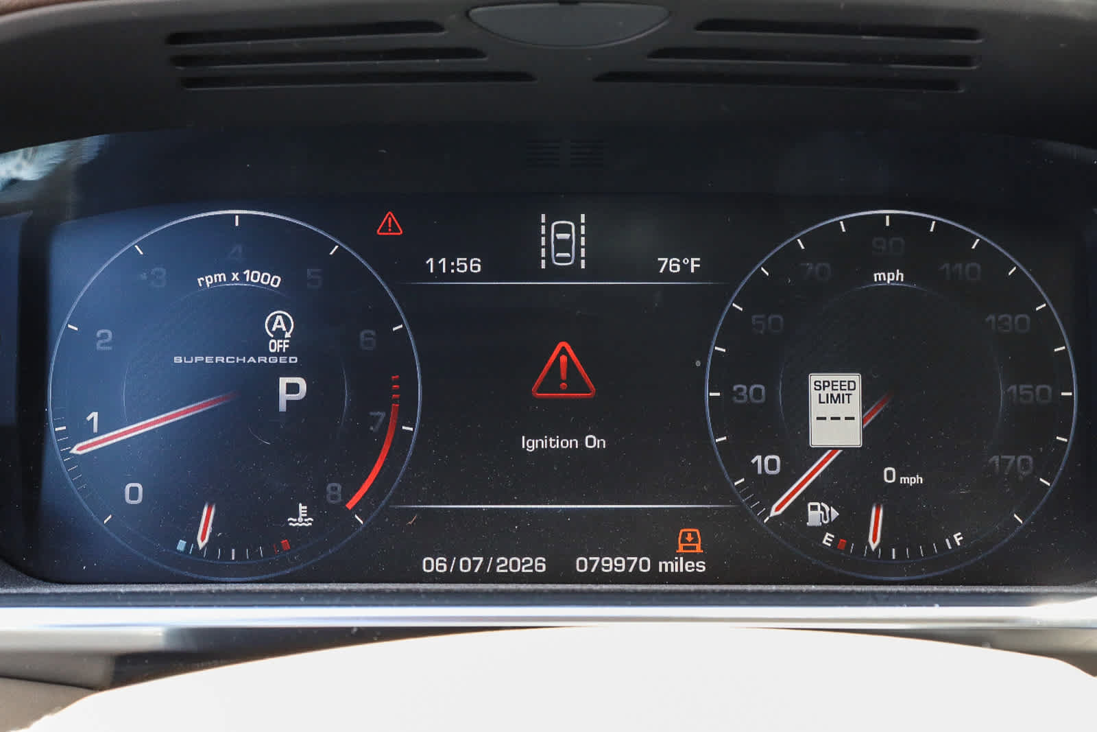 Used 2015 Land Rover Range Rover Supercharged AWD/4WD image 26