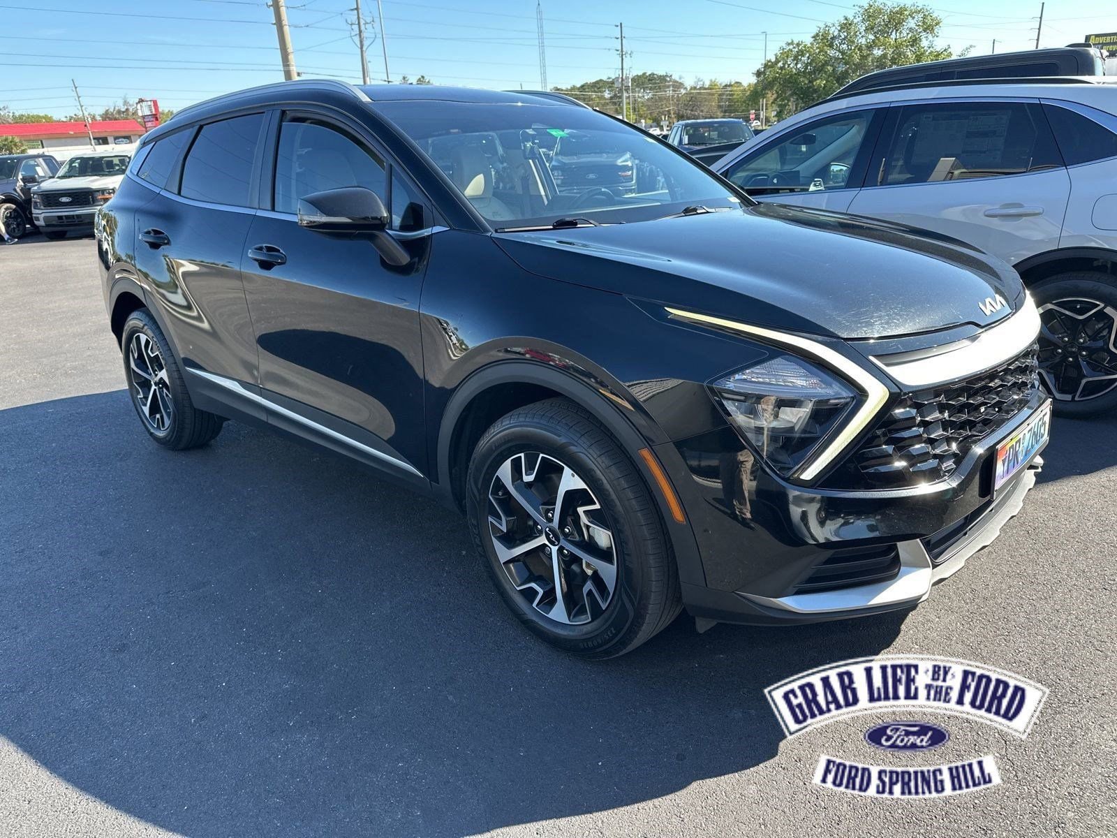 Used 2023 Kia Sportage EX image 1