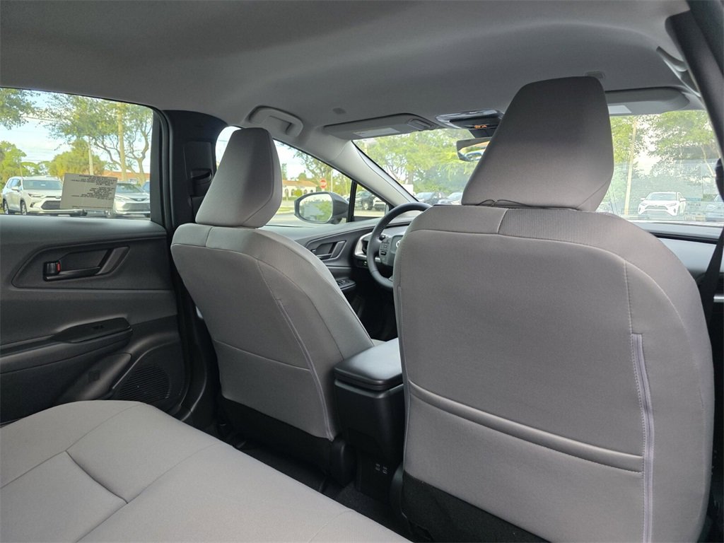 New 2026 Toyota Prius LE image 16