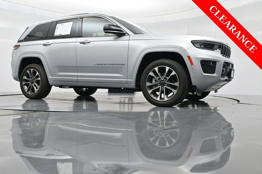 Used 2023 Jeep Grand Cherokee Overland image 42