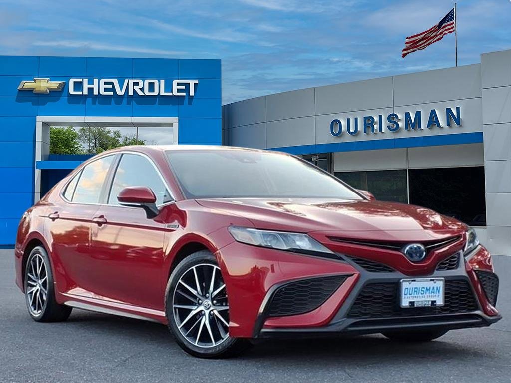 Used 2021 Toyota Camry SE