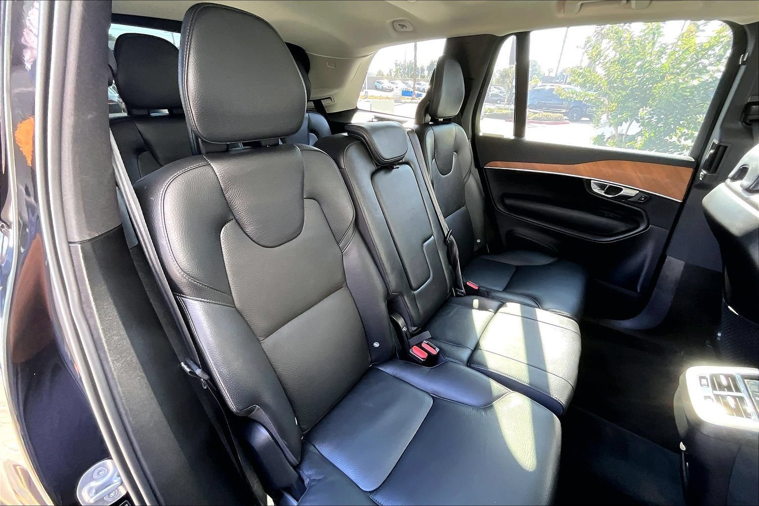 Used 2025 Volvo XC90 B6 Plus w/ Protection Package Premier AWD/4WD image 26