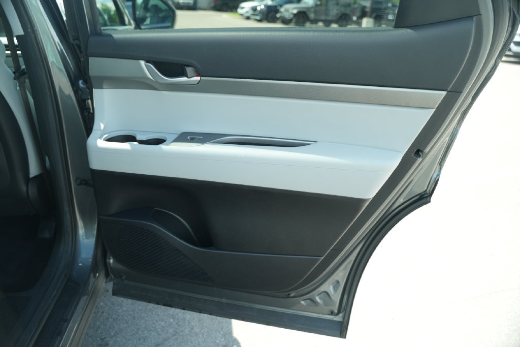 Used 2025 Hyundai Palisade SEL FWD image 23