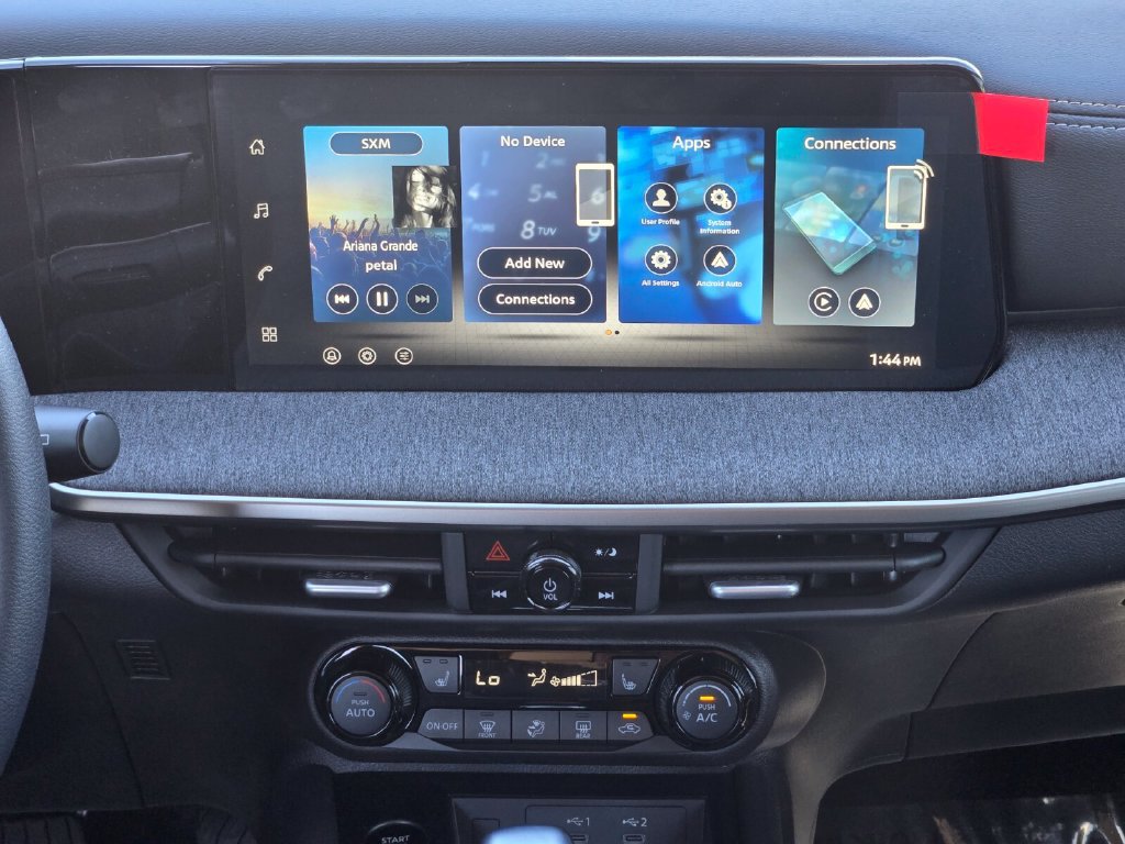 New 2027 Nissan Kicks SV w/ SV Premium Package FWD image 17