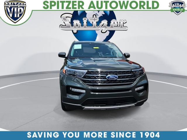 Used 2024 Ford Explorer XLT w/ Equipment Group 202A AWD/4WD image 2