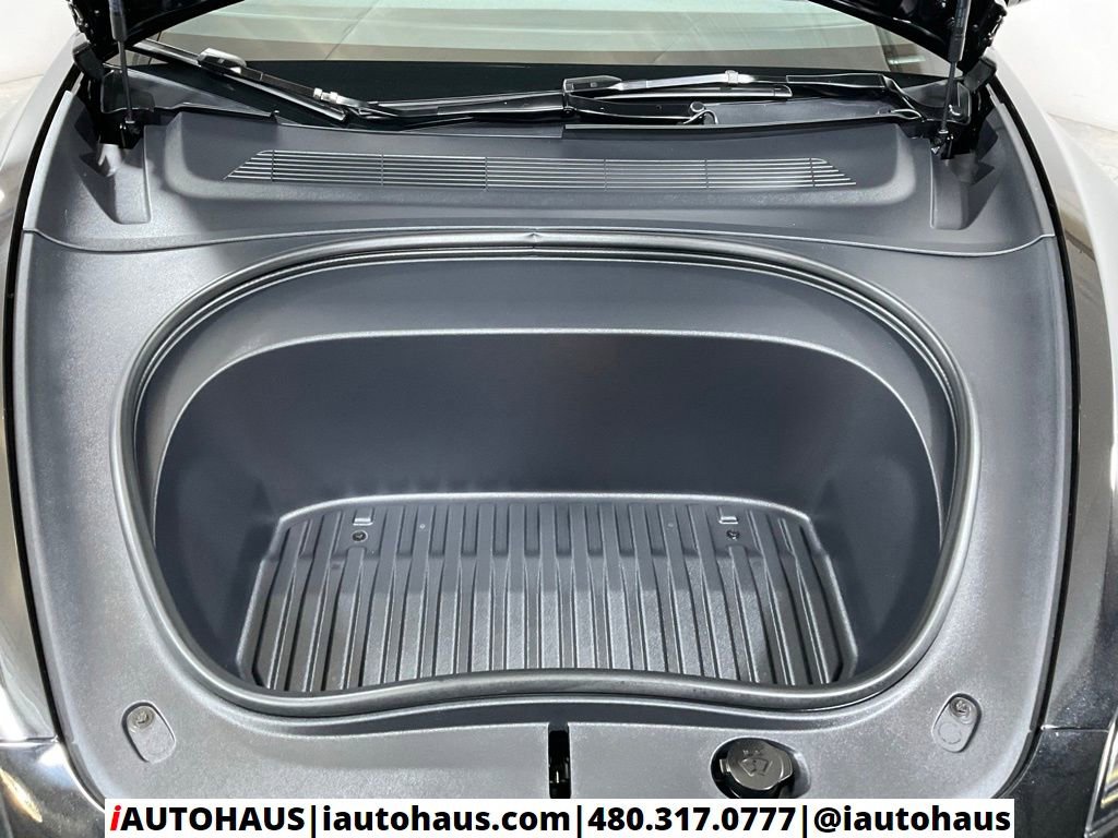 Used 2025 Tesla Model 3 Long Range image 8