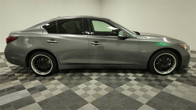 Used 2018 INFINITI Q50 Luxe w/ Essential Package (3.0T Luxe) image 8