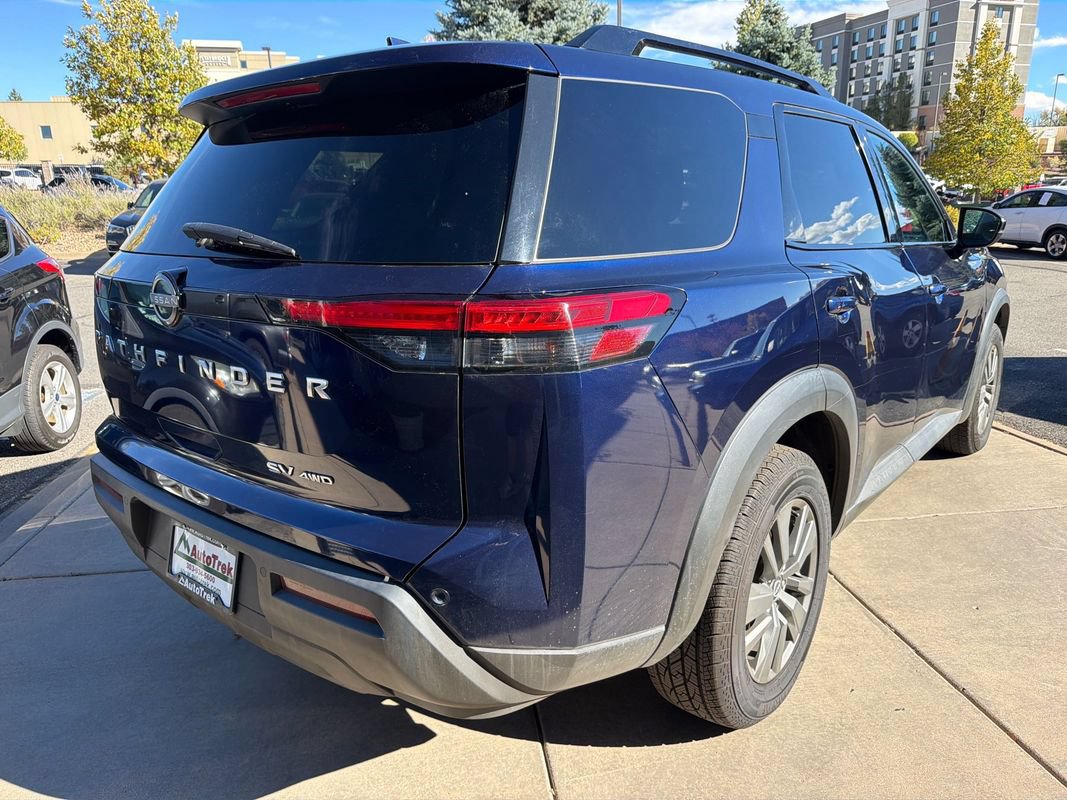 Used 2022 Nissan Pathfinder SV AWD/4WD image 6