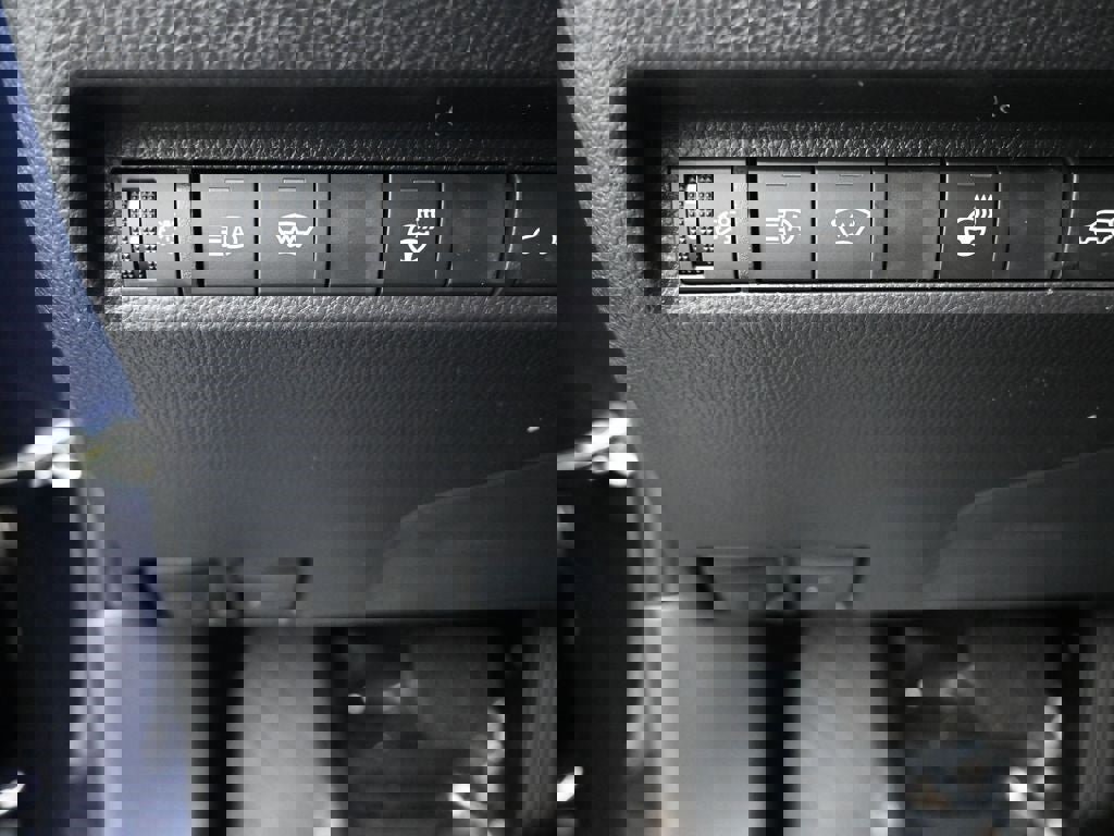 New 2025 Toyota RAV4 XLE w/ Convenience Package image 22