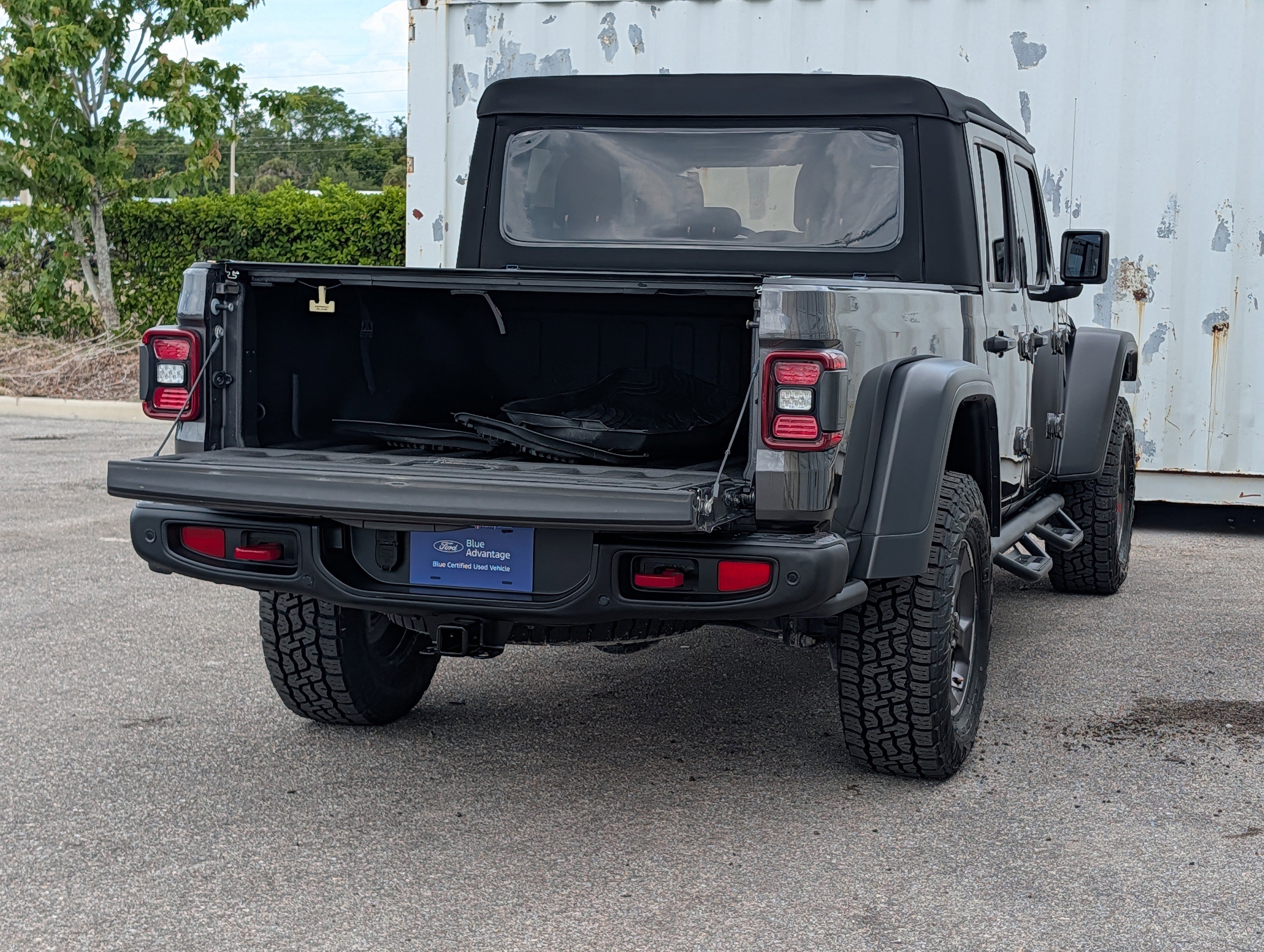 Used 2020 Jeep Gladiator Rubicon AWD/4WD image 15