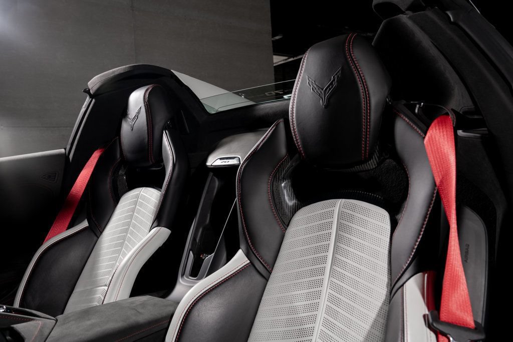 Used 2023 Chevrolet Corvette Z06 RWD image 14