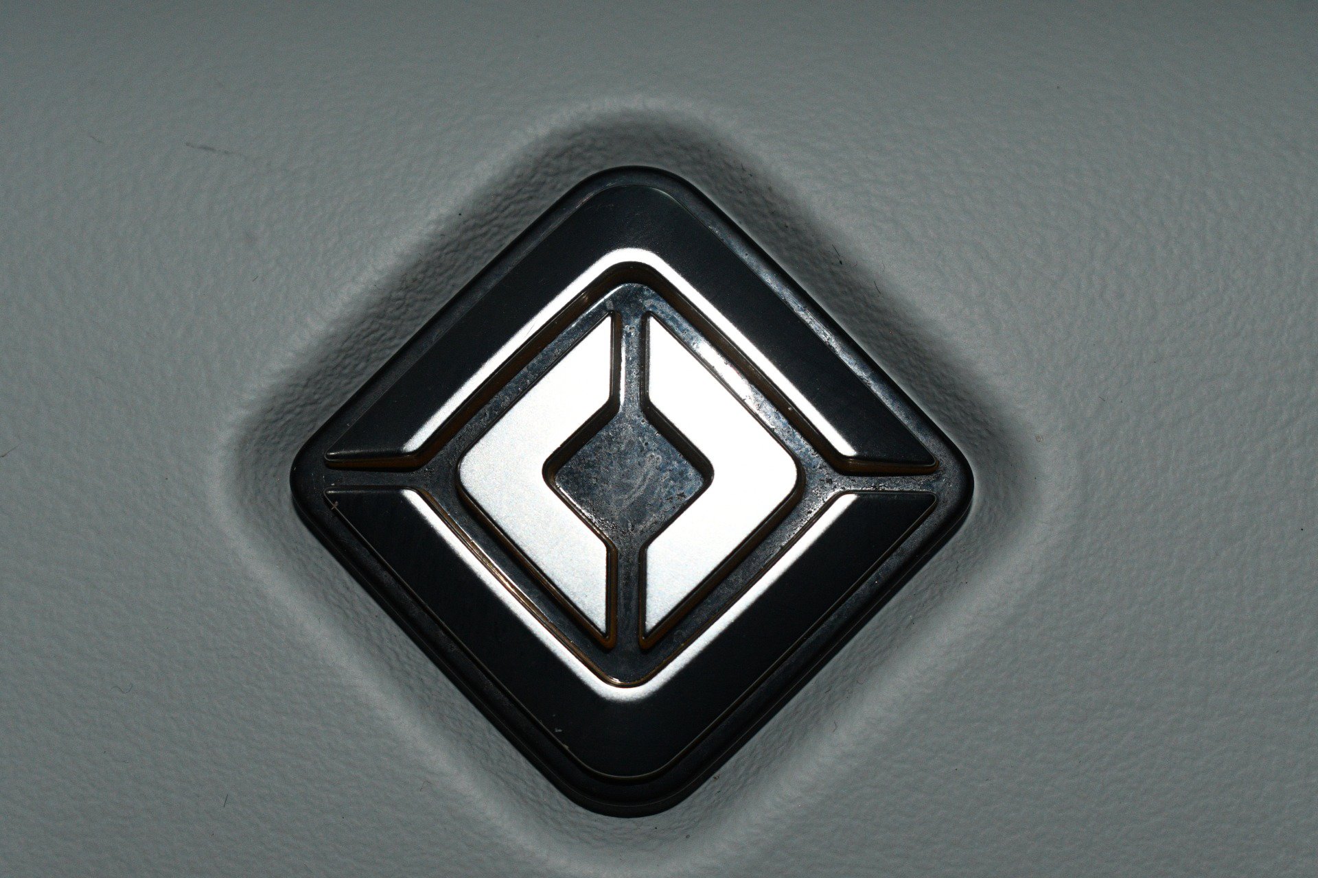 Used 2023 Rivian R1S Launch Edition Quad AWD/4WD image 35