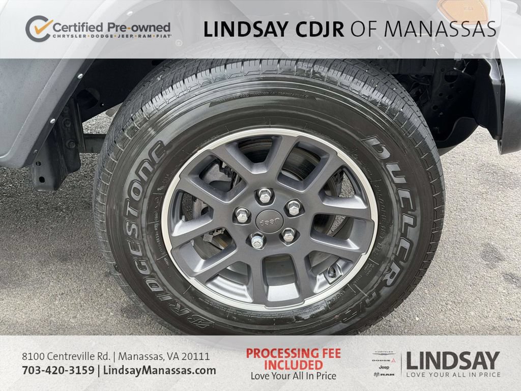 Certified 2024 Jeep Gladiator Sport AWD/4WD image 11