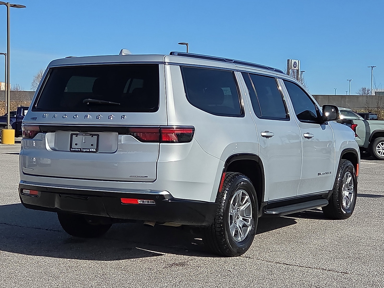 Used 2022 Jeep Wagoneer Series I image 5