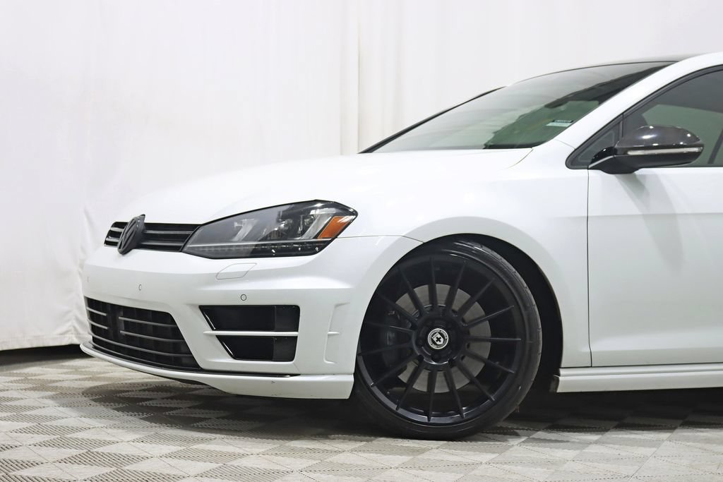 Used 2017 Volkswagen Golf R 4-Door AWD/4WD image 2
