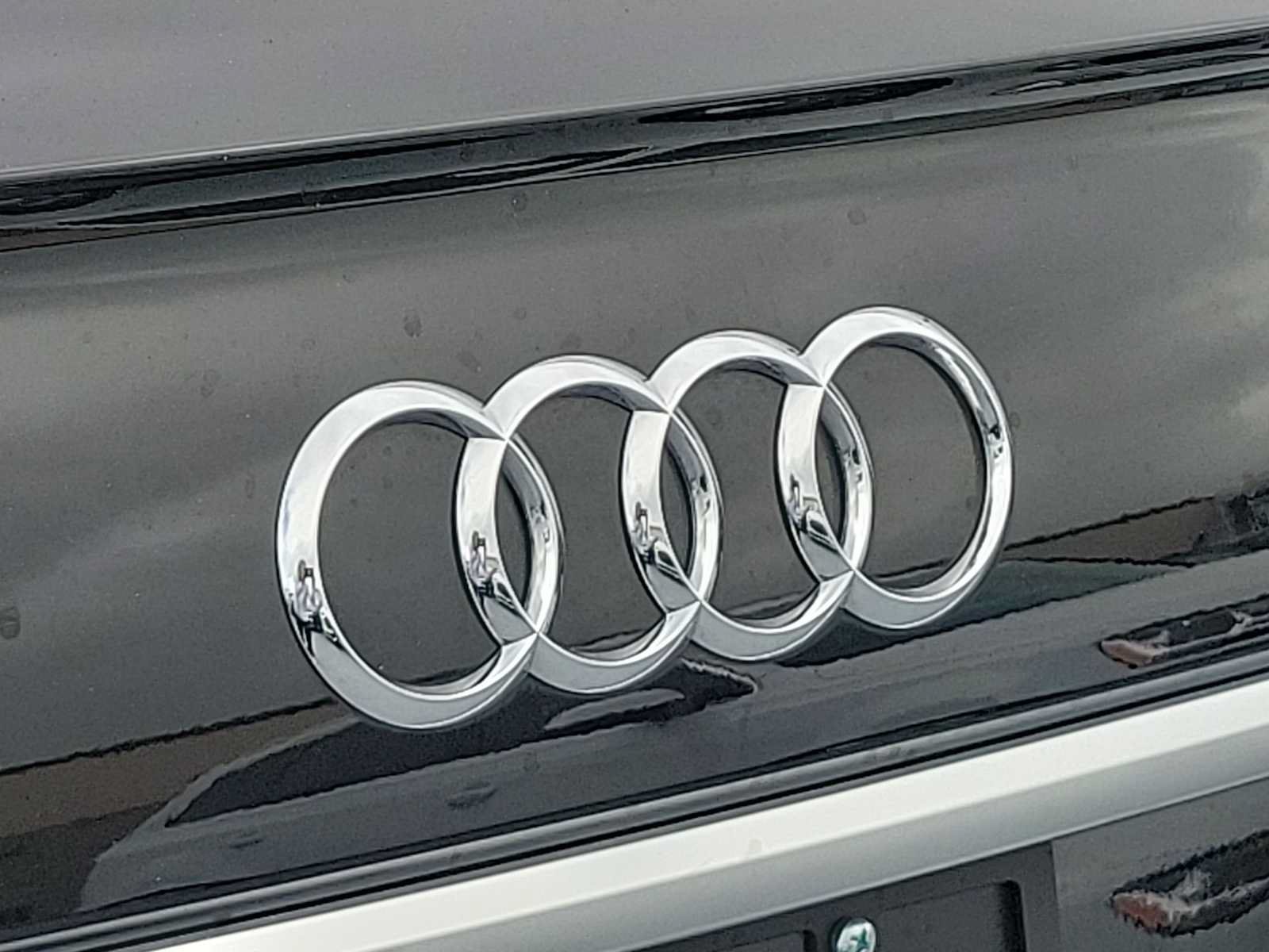 Certified 2024 Audi Q5 2.0T Premium Plus AWD/4WD image 10