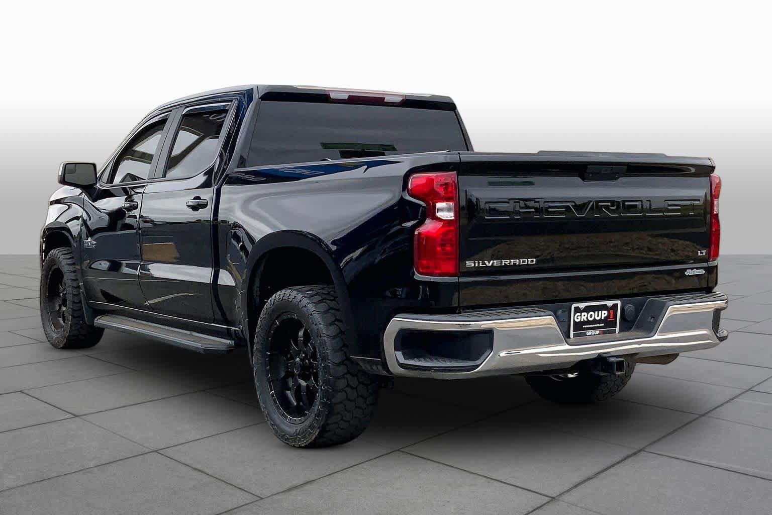 Used 2022 Chevrolet Silverado 1500 LT RWD image 12