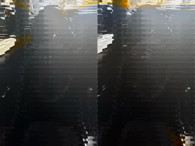 Used 2022 Nissan Frontier SV image 9