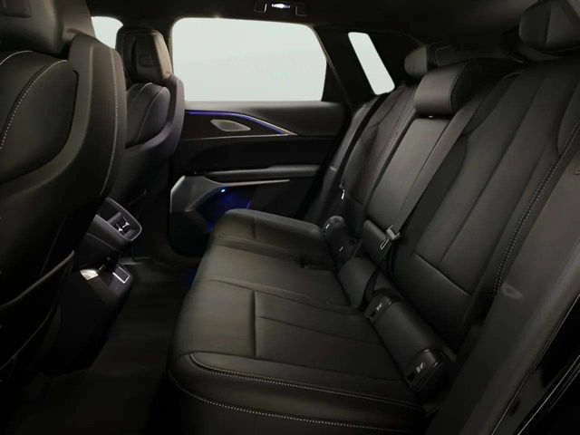 Used 2024 Cadillac Lyriq Luxury RWD image 49