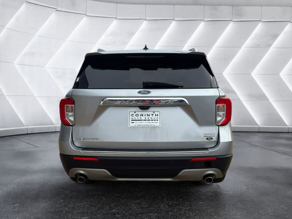 Used 2021 Ford Explorer Limited w/ Equipment Group 301A image 4