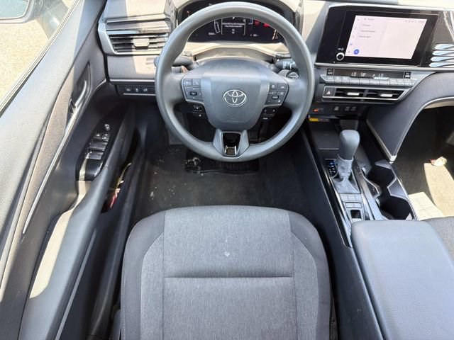Used 2025 Toyota Camry LE FWD image 15