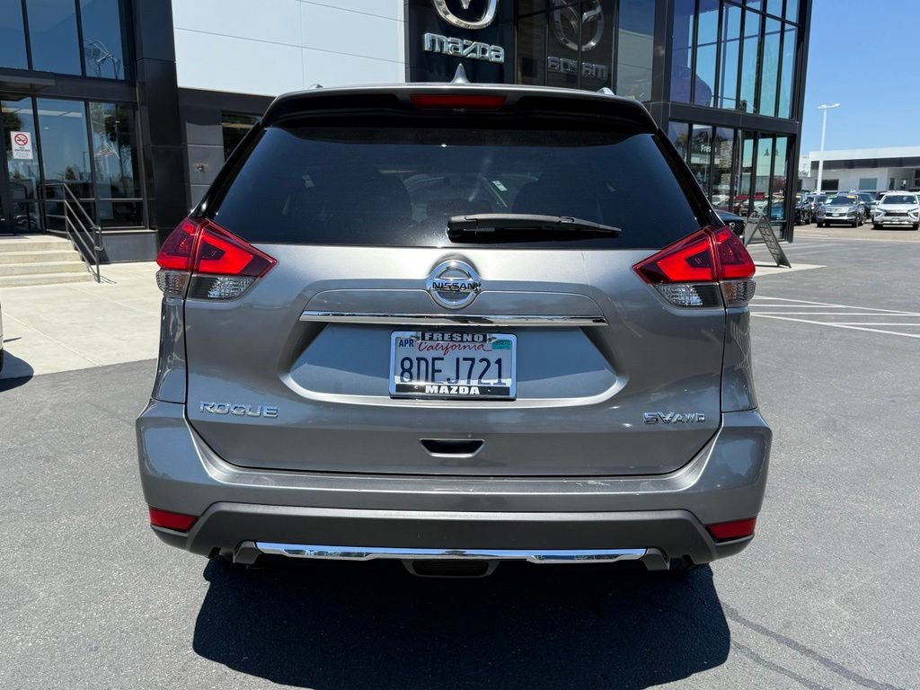 Used 2018 Nissan Rogue SV AWD/4WD image 9
