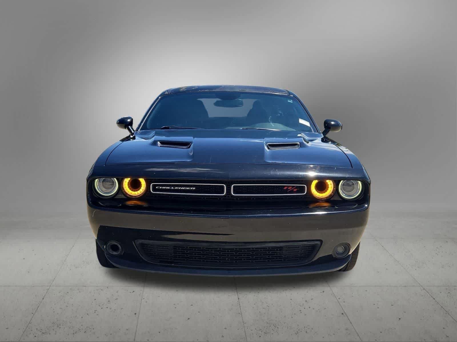 Used 2017 Dodge Challenger R/T w/ Sound Group RWD image 9
