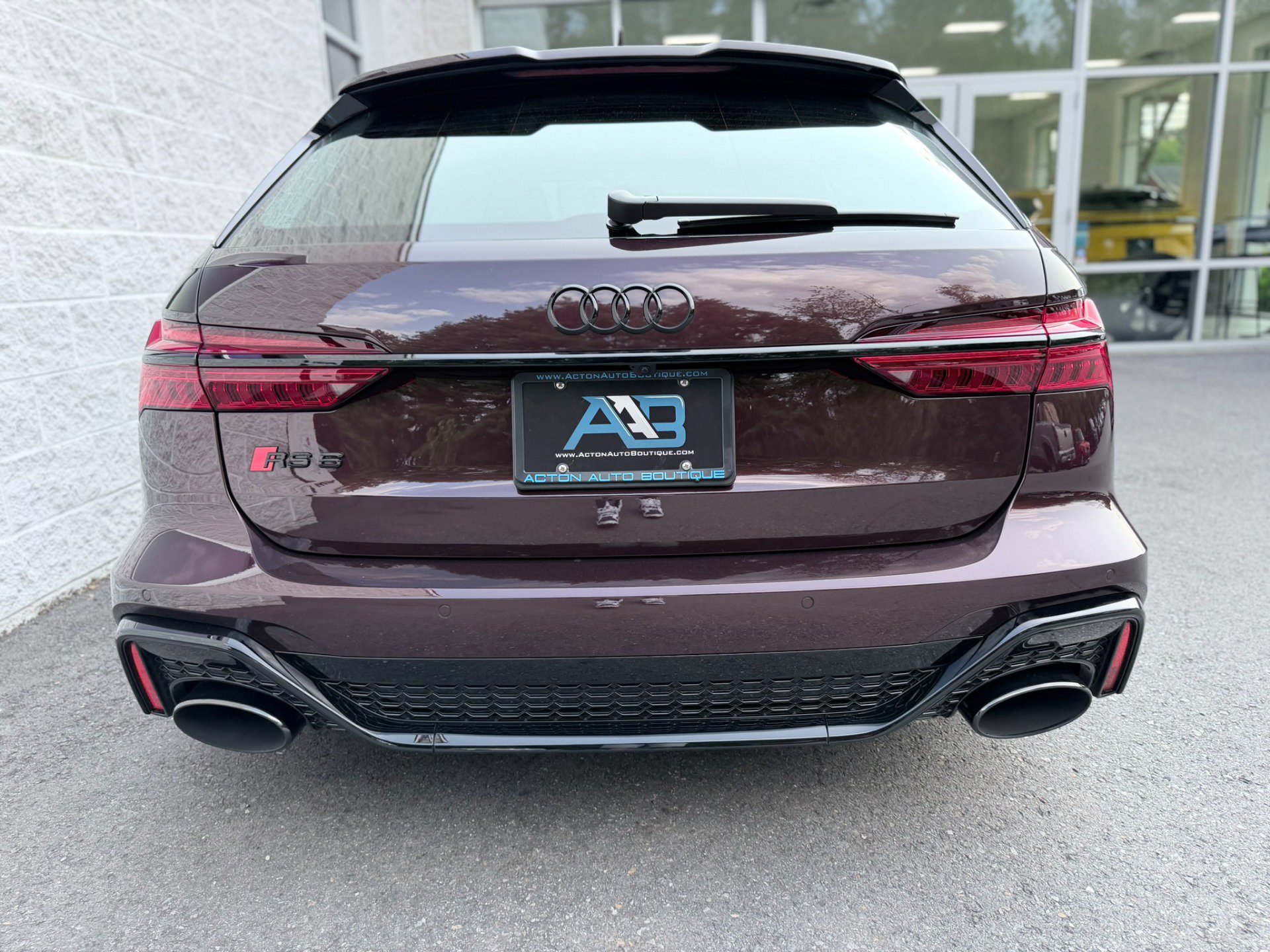 Used 2024 Audi RS 6 performance AWD/4WD image 30