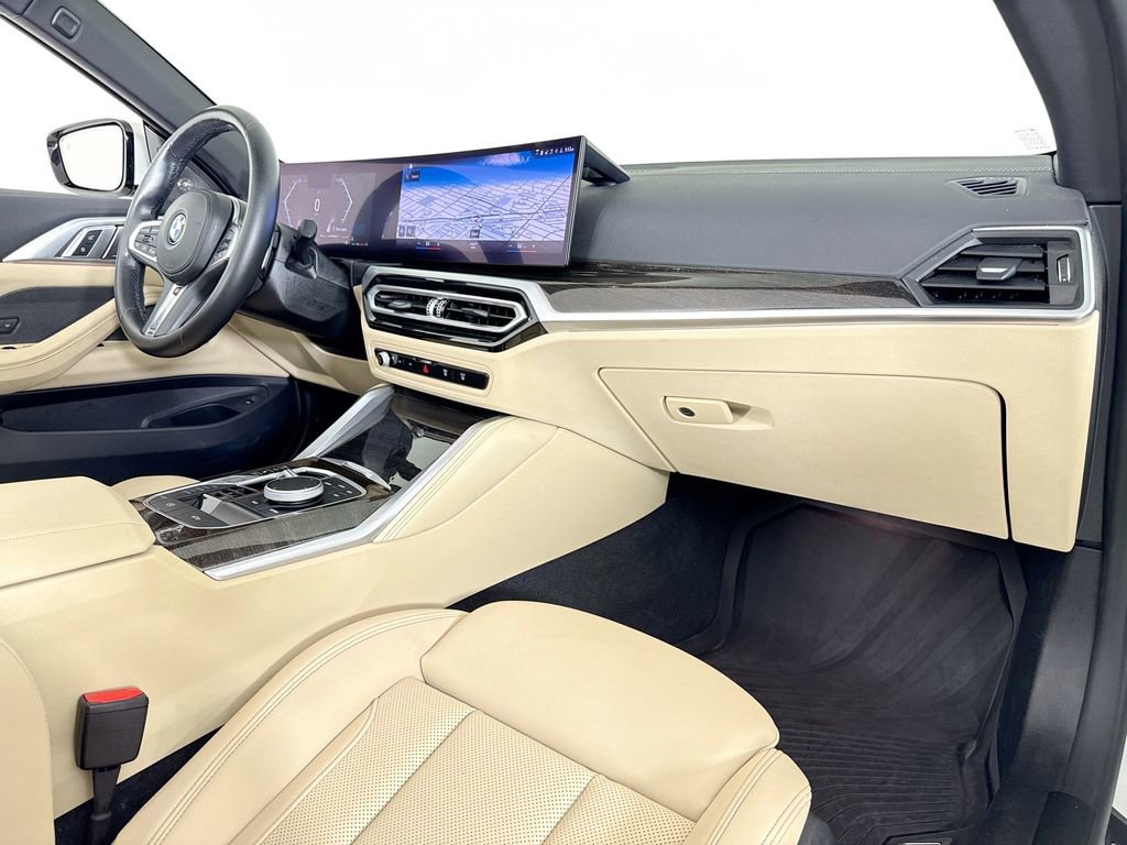 Used 2024 BMW 430i xDrive Convertible w/ M Sport Package AWD/4WD image 13